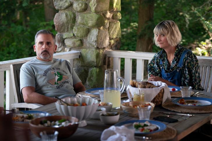 Steve Carell est Nick et Kerri Kenney est Anne dans « Les Quatre Saisons »