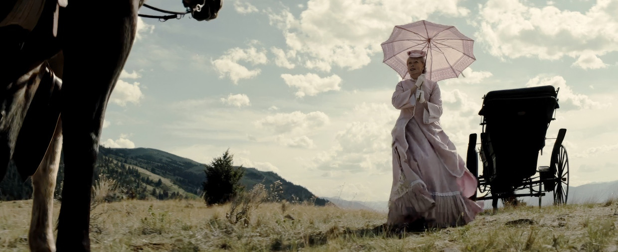 Frances Fisher dans le rôle d’Evelyn Bassett dans une scène de Rust