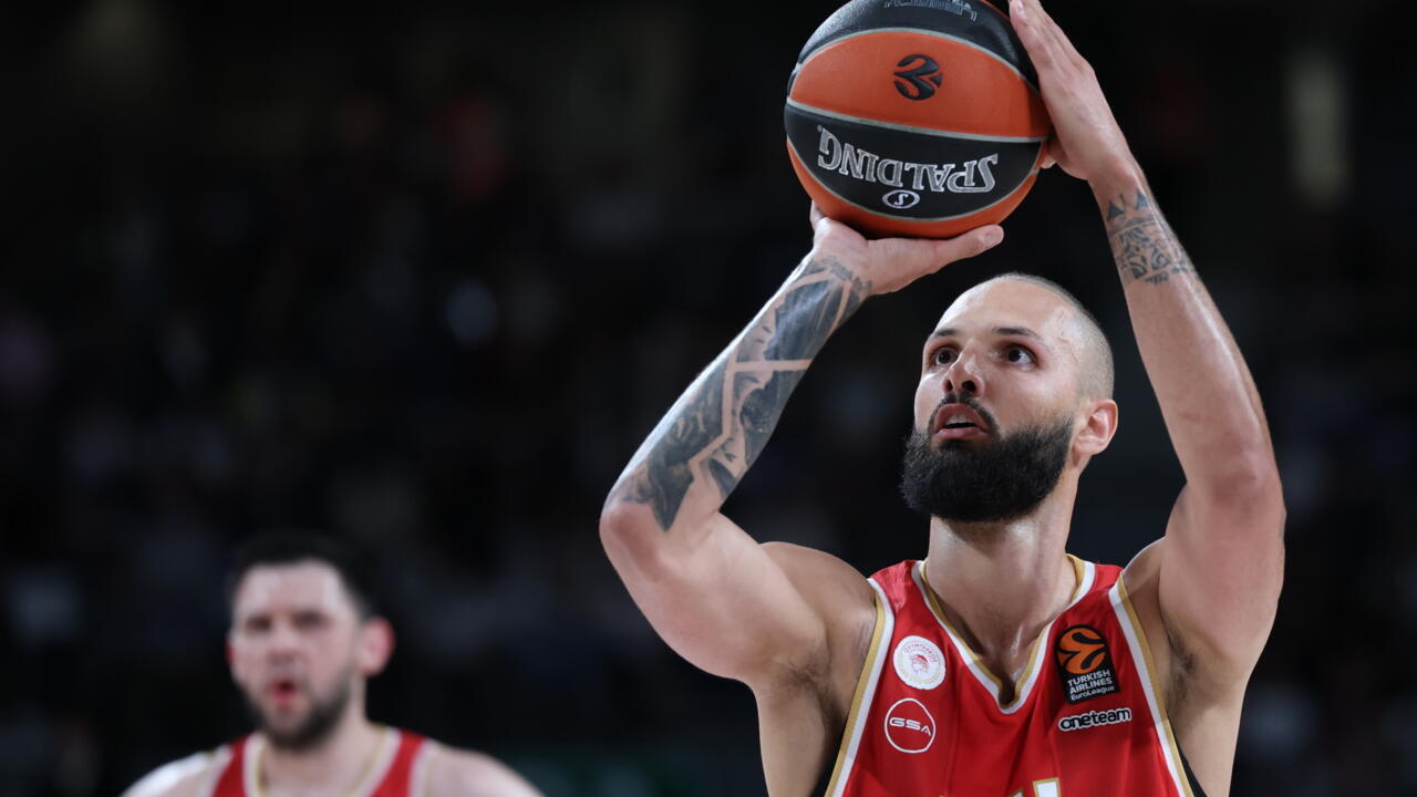 Evan Fournier avec Olympiakos à Madrid le 1er mai 2025