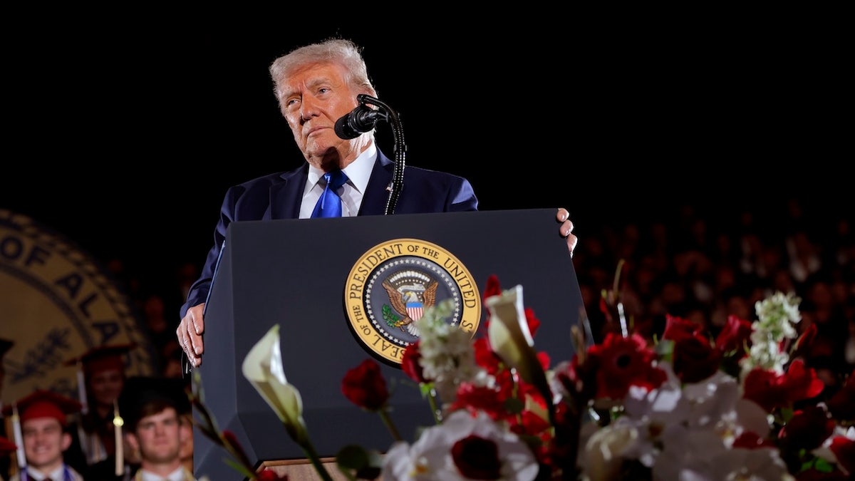 Donald Trump lors de son discours à l'Université d'Alabama