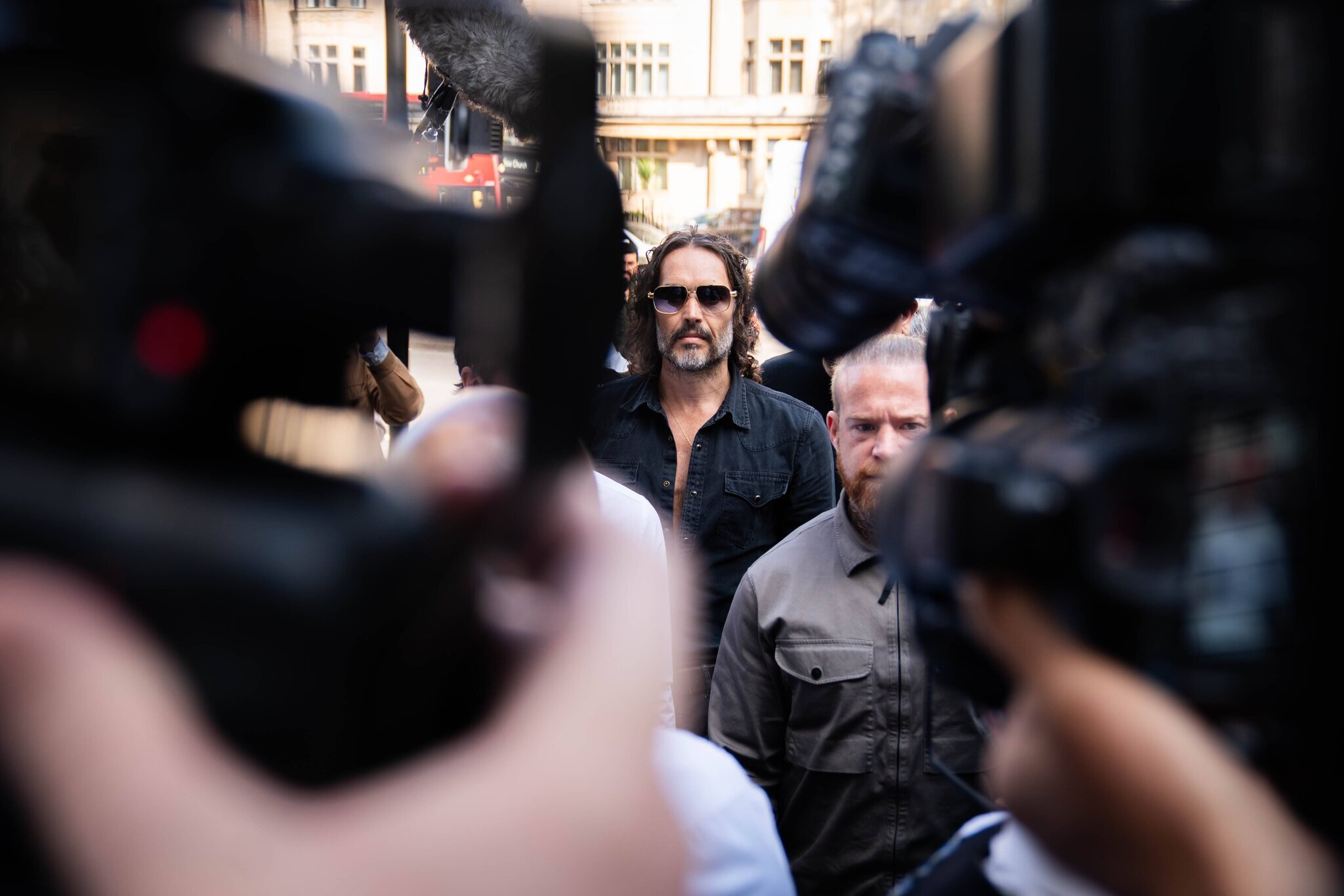 Russell Brand au tribunal