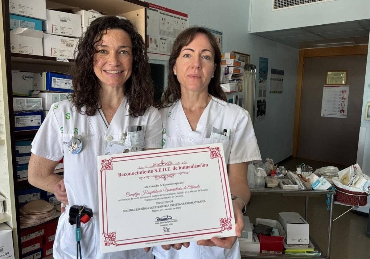 Rosario Murcia et Ana Belén Flores, infirmières responsables de la consultation d'ostomies