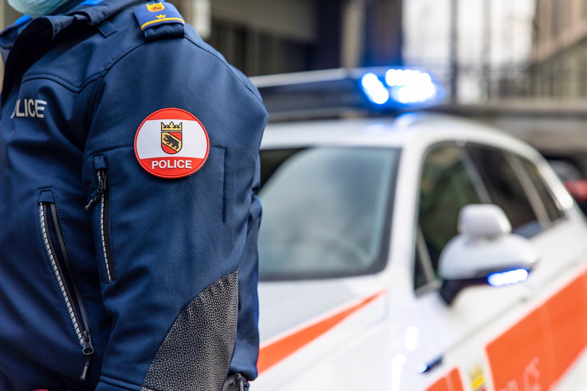 La police cantonale bernoise avait pris en chasse les deux fugitifs depuis Bienne. (photo d'illustration)