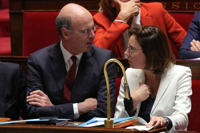 Eric Lombard, ministre de l’économie, et Amélie de Montchalin, ministre chargée des comptes publics, lors d’une séance de questions au gouvernement à l’Assemblée nationale, à Paris, le 30 avril 2025.