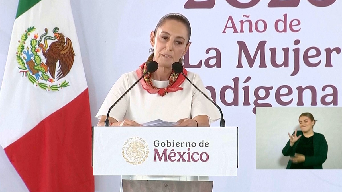Présidente mexicaine Claudia Sheinbaum s'exprimant publiquement