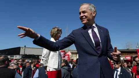 Mark Carney lors d'un rassemblement de campagne en 2025