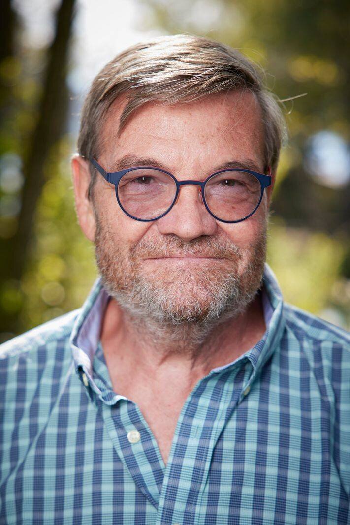 Portrait de Willy Geiger, biologiste et ancien directeur de l’Office fédéral de l’environnement, concernant la loi sur la chasse.