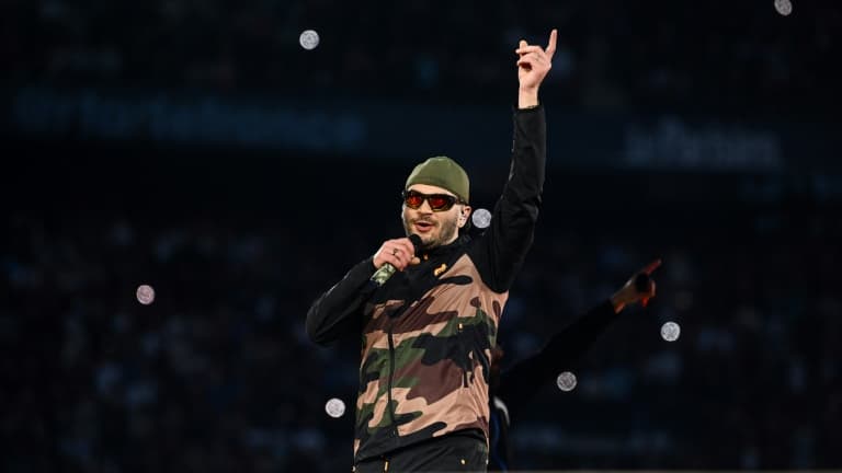 Le rappeur marseillais Jul en concert au Stade de France, à Saint-Denis, le 26 avril 2025