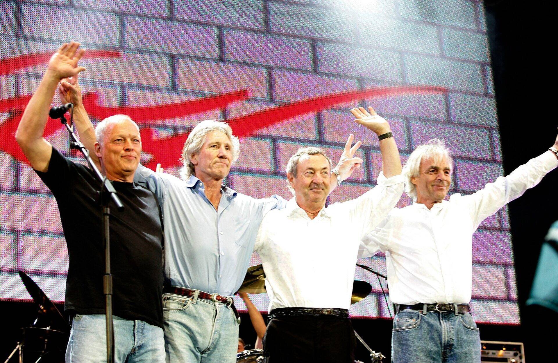 Pink Floyd réunis lors du concert Live 8 en 2005, mettant leurs différends de côté