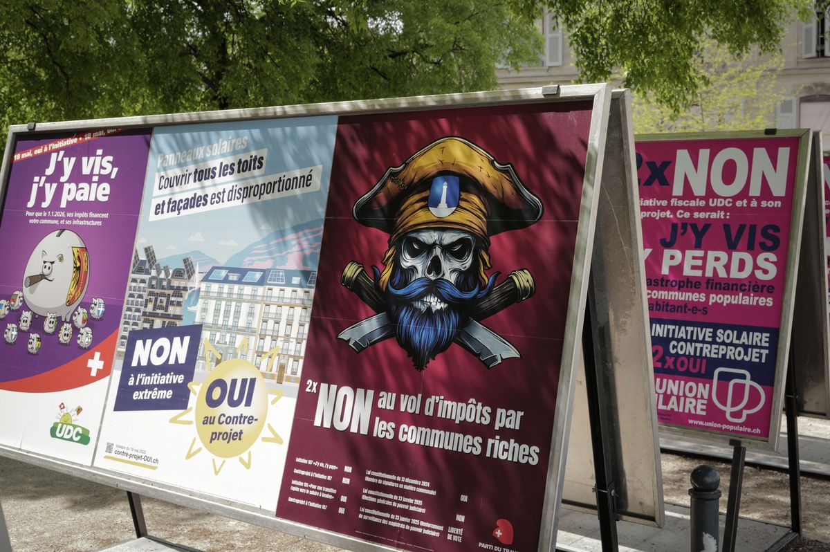 Affiches de votations à Genève en avril 2025, incluant des campagnes pour une transition vers le solaire et l’initiative populaire 187 «J’y vis, j’y paie».