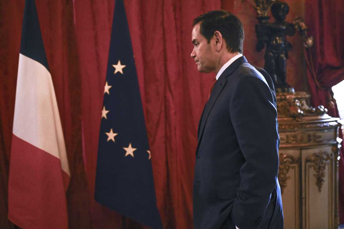 Le secrétaire d'État américain Marco Rubio après des discussions à Paris le 17 avril.
