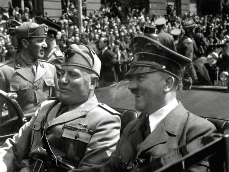Adolf Hitler et Benito Mussolini à Munich, Allemagne, vers juin 1940