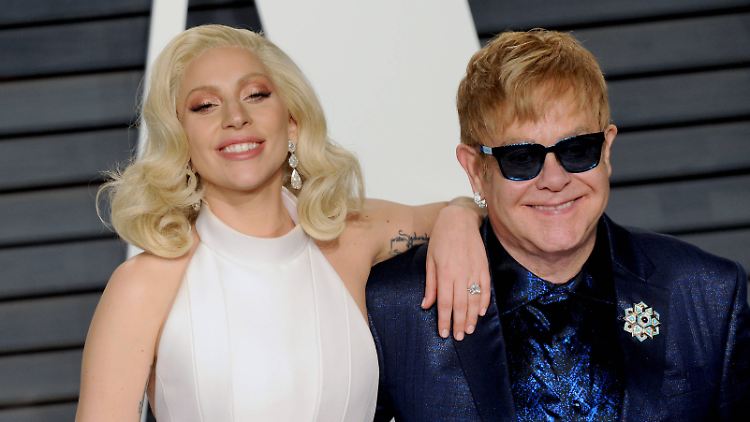Lady Gaga et Elton John, amis proches, pourraient interpréter un duo lors du mariage de Jeff Bezos