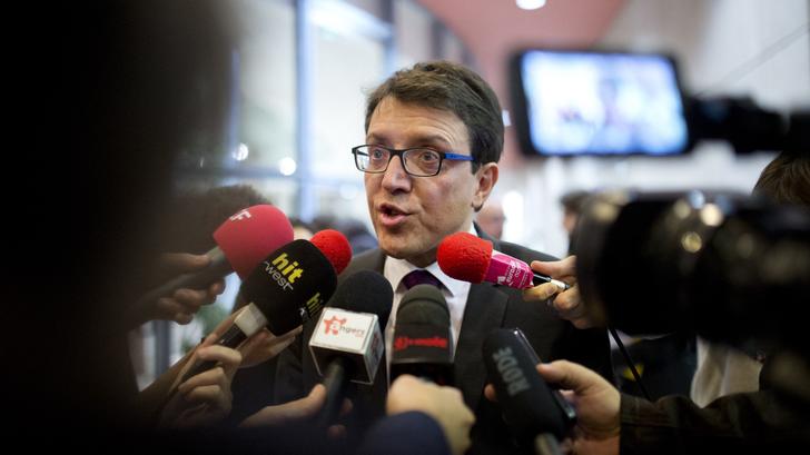 Le député européen PS Christophe Clergeau veut s’inspirer du Vatican pour la présidentielle 2027