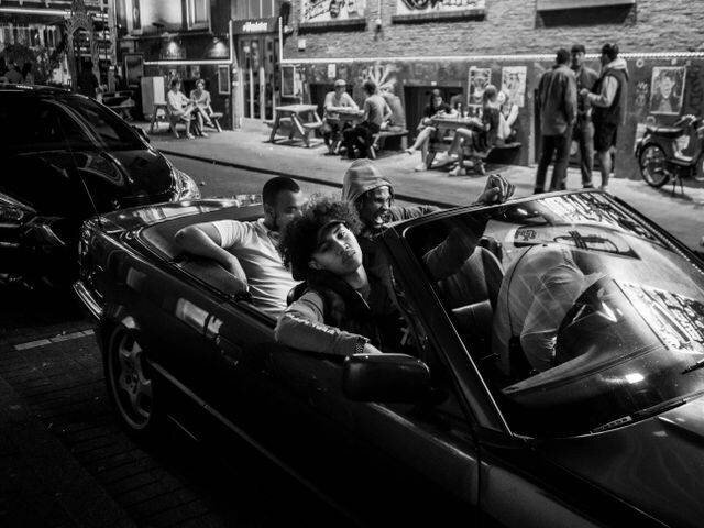 Stacii Samidin dans son quartier à Rotterdam