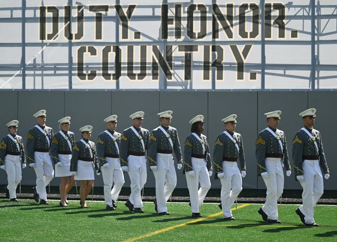 Les diplômés de l’académie militaire de West Point, dans l’Etat de New York, avant un discours de Joe Biden lors de la cérémonie de remise des diplômes, le 25 mai 2024.