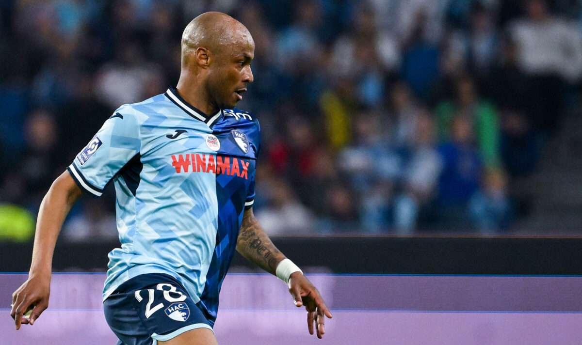 André Ayew avec le Havre AC durant un match face à Marseille