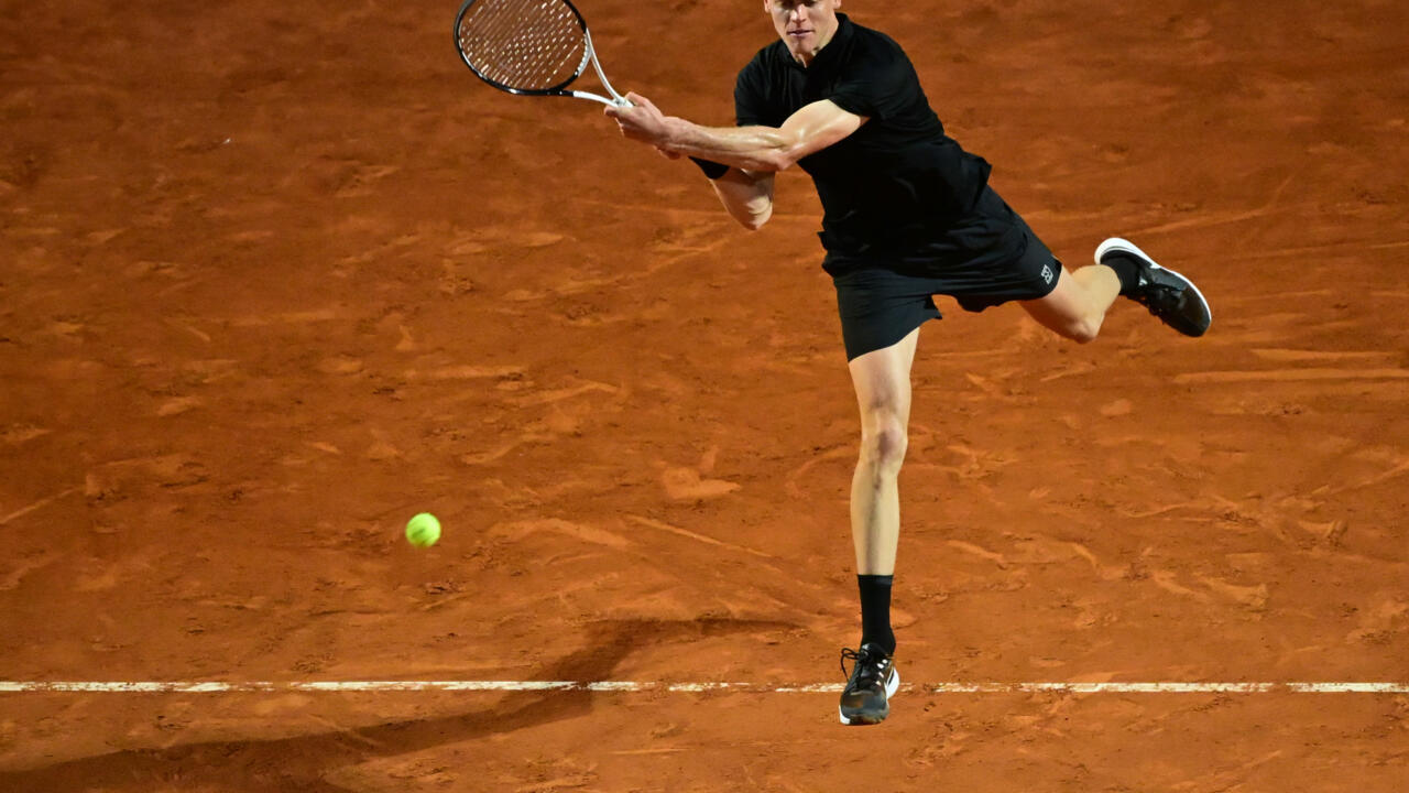 Jannik Sinner lors du 2e tour du Masters 1000 de Rome contre Mariano Navone