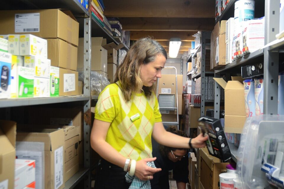 Inondation dans la cave de la Pharmacie Principale à Langon après la grêle