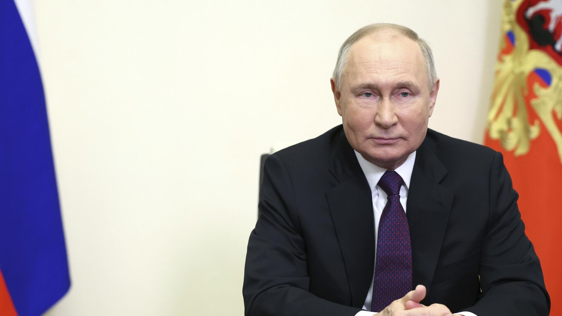 Vladimir Poutine lors des discussions internationales au Kremlin