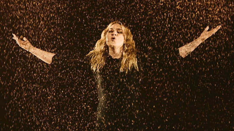 Louane lors des répétitions de l'Eurovision le 8 mai 2025