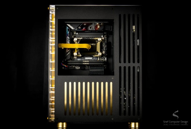Détail du montage PC Ying Yang noir