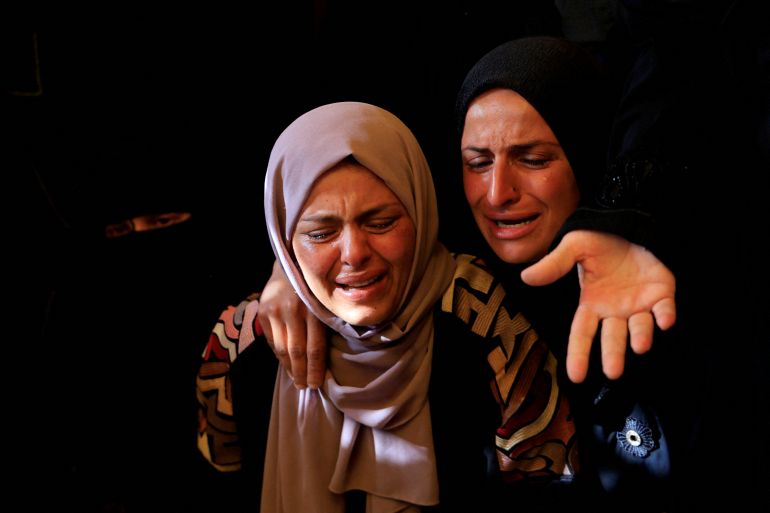 Funérailles des Palestiniens tués à Khan Younis, bande de Gaza, 18 mai 2025