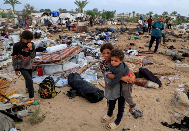 Dégâts causés par une frappe israélienne à Khan Younis, 18 mai 2025