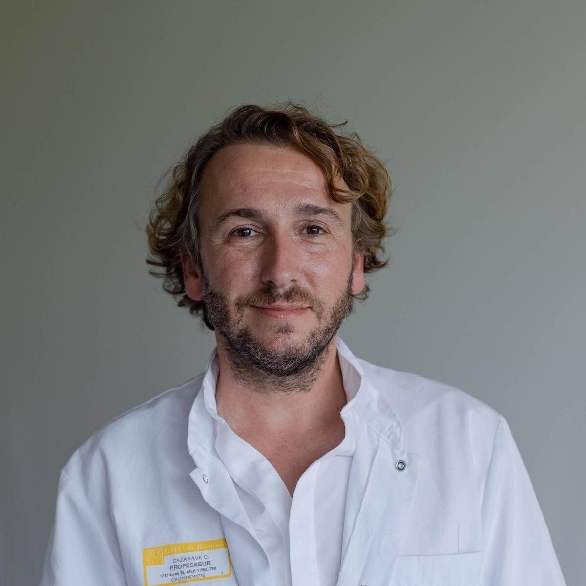 Le professeur Charles Cazanave, infectiologue au CHU de Bordeaux