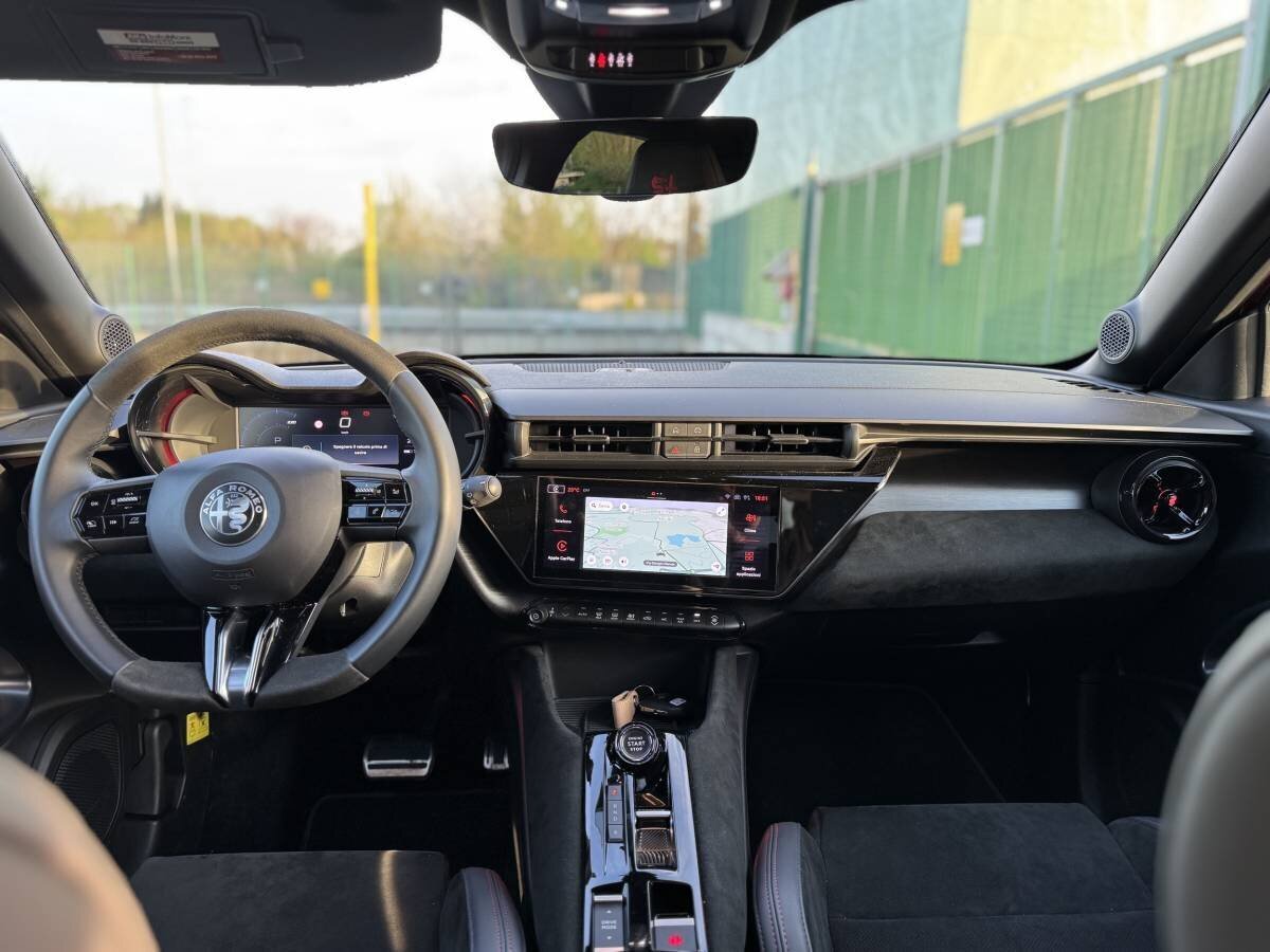 Alfa Romeo Junior Veloce: crossover sportif électrique de 280 CV