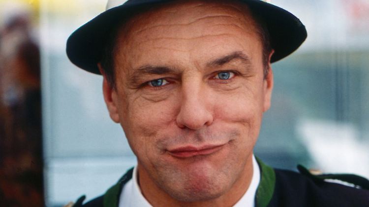 Manfred O. Tauchen