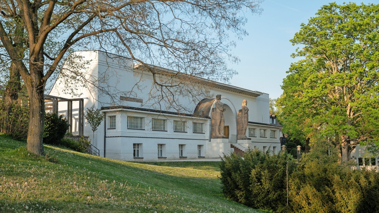 Le Ernst-Ludwig-Haus symbolise la transition vers l’esthétique fonctionnelle du XXe siècle
