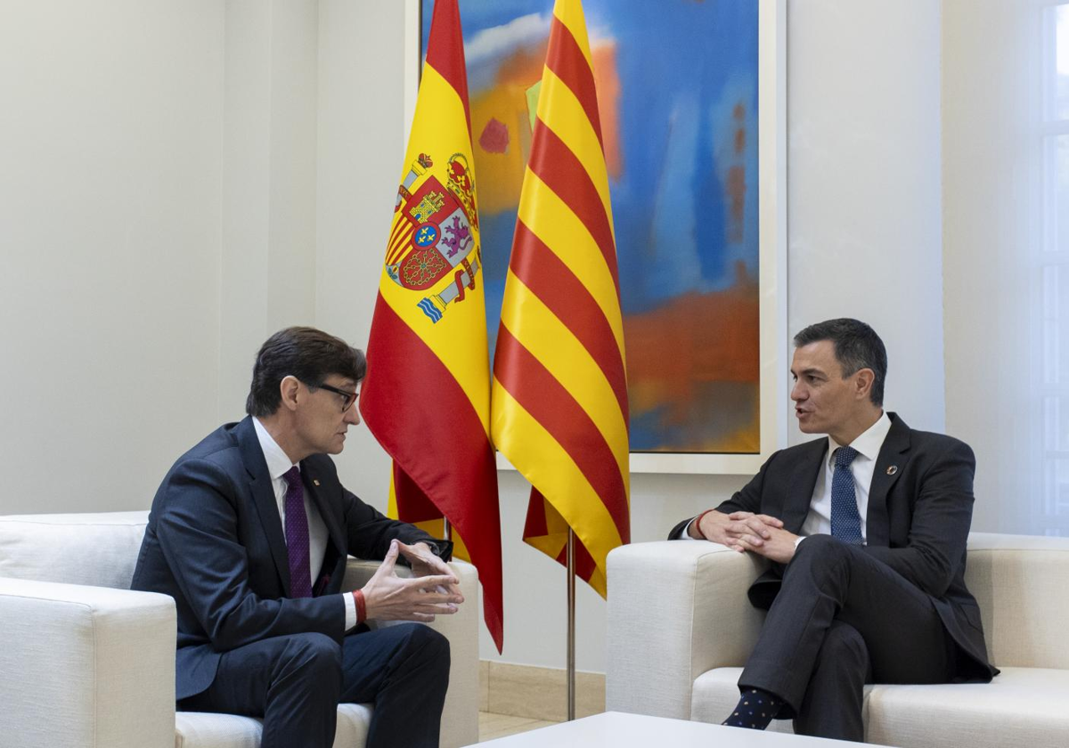 Pedro Sánchez et Salvador Illa à La Moncloa en novembre 2024