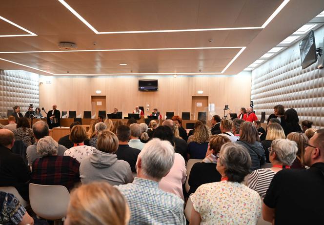 Lors de l’ouverture du procès du « violeur de la Sambre », Dino Scala, au palais de justice de Douai (Nord), le 10 juin 2022.