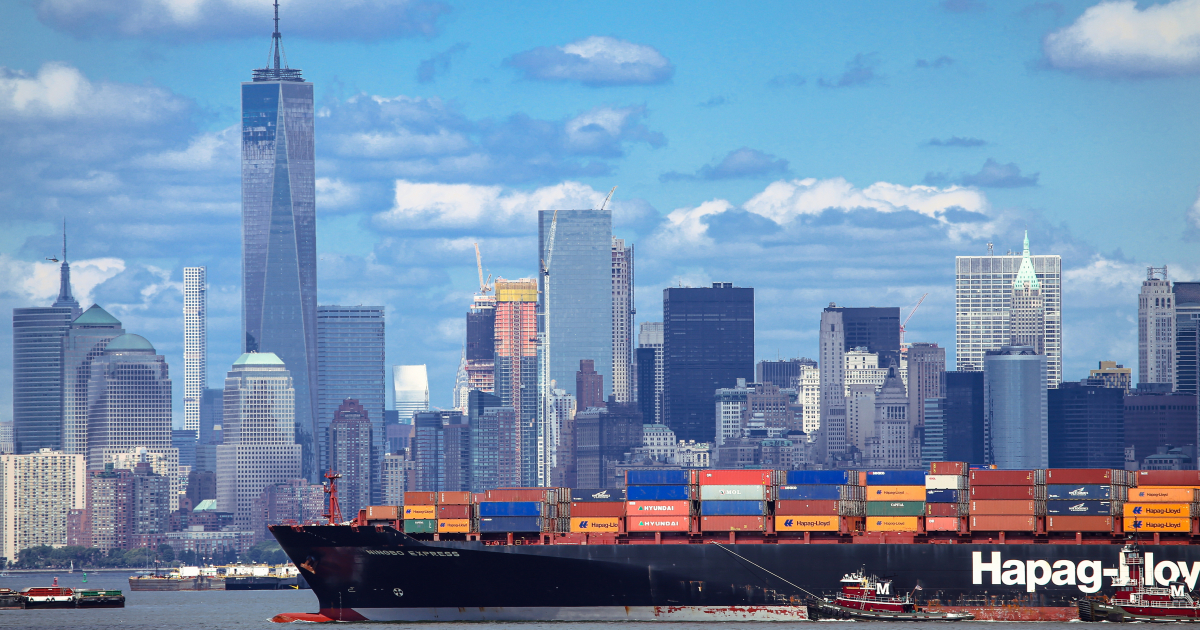 Un cargo chargé d’acier