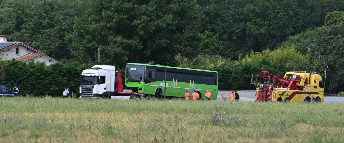 Secours lors de l'incident d'un bus scolaire