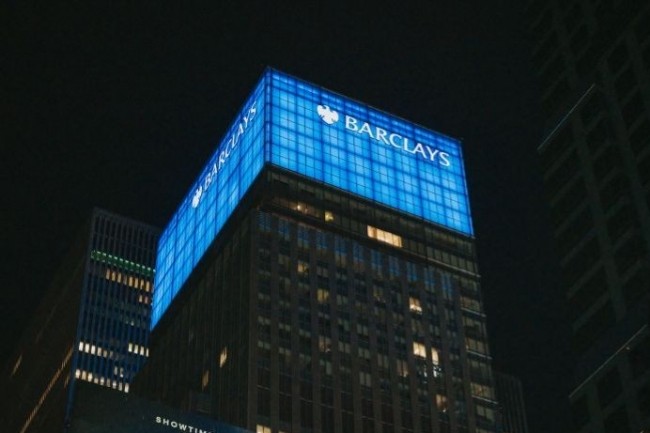 Apr�s un contrat Teams en 2022, Barclays signe un accord portant sur l��quipement g�n�ralis� de ses employ�s avec le chatbot de Microsoft.