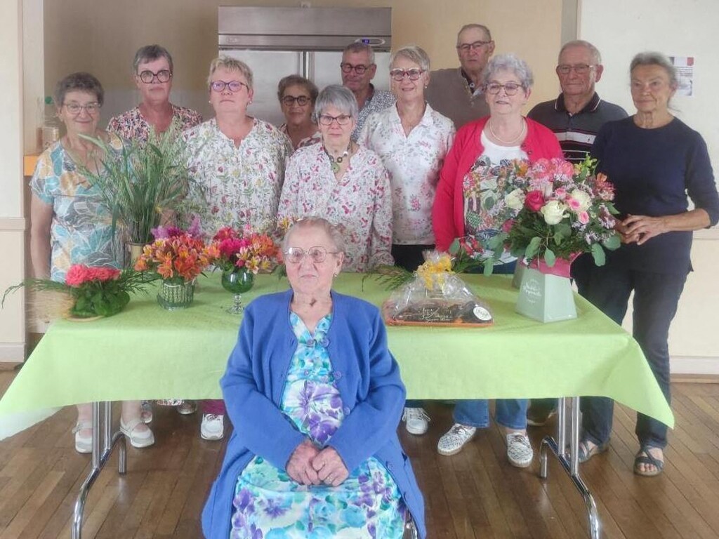 Suzanne Triboudeau lors de ses 100 ans à Ancinnes