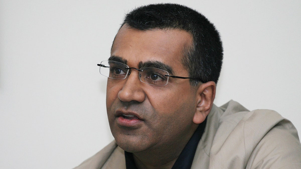 Martin Bashir lors d'une conférence de presse.