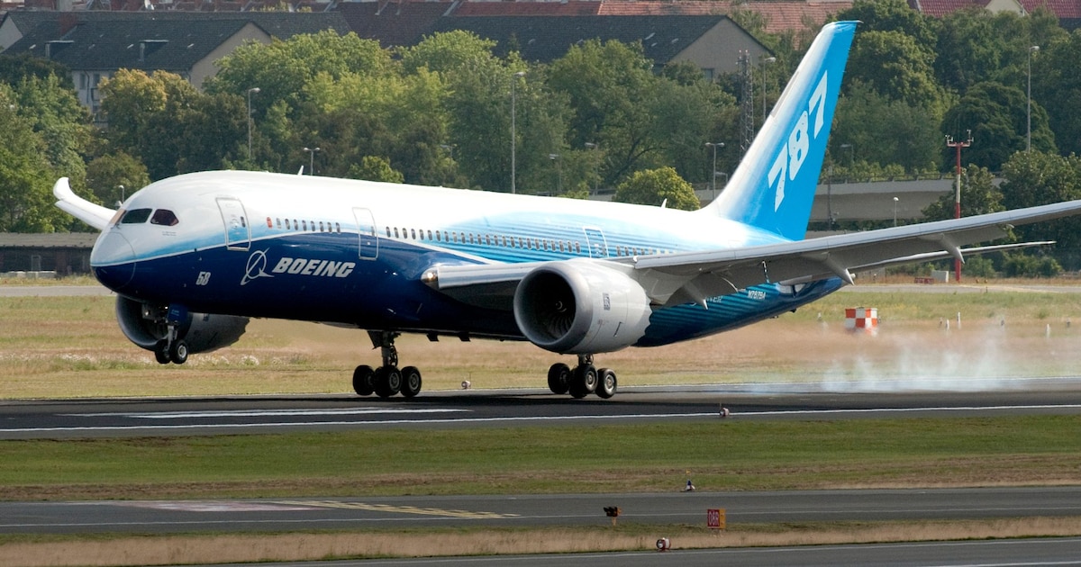 Le Boeing 787 'Dreamliner' sur le tarmac de l'aéroport de Berlin, le 25 juin 2011