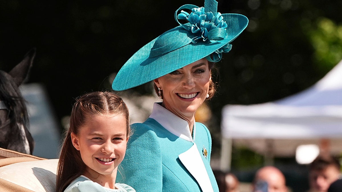 Charlotte et Kate Middleton au Trooping the Colour