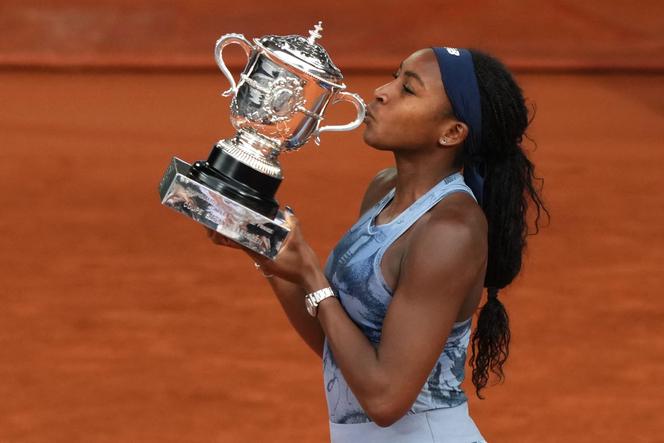 L’Américaine Coco Gauff a remporté Roland-Garros en battant en finale la Biélorusse Aryna Sabalenka, le 7 juin 2025.