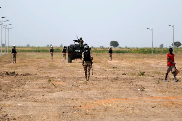 Forces de sécurité nigérianes en patrouille dans l'État de Borno