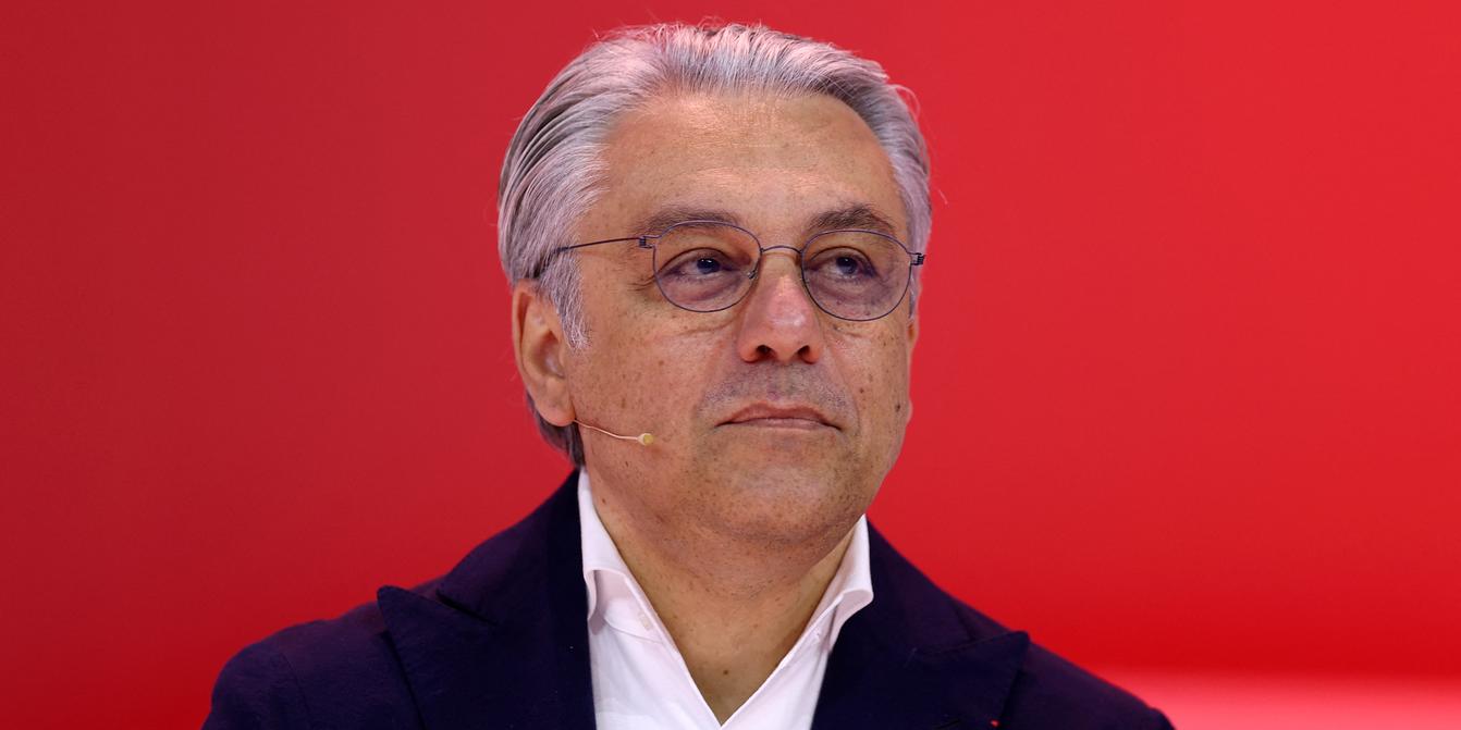 Luca de Meo lors d'une conférence