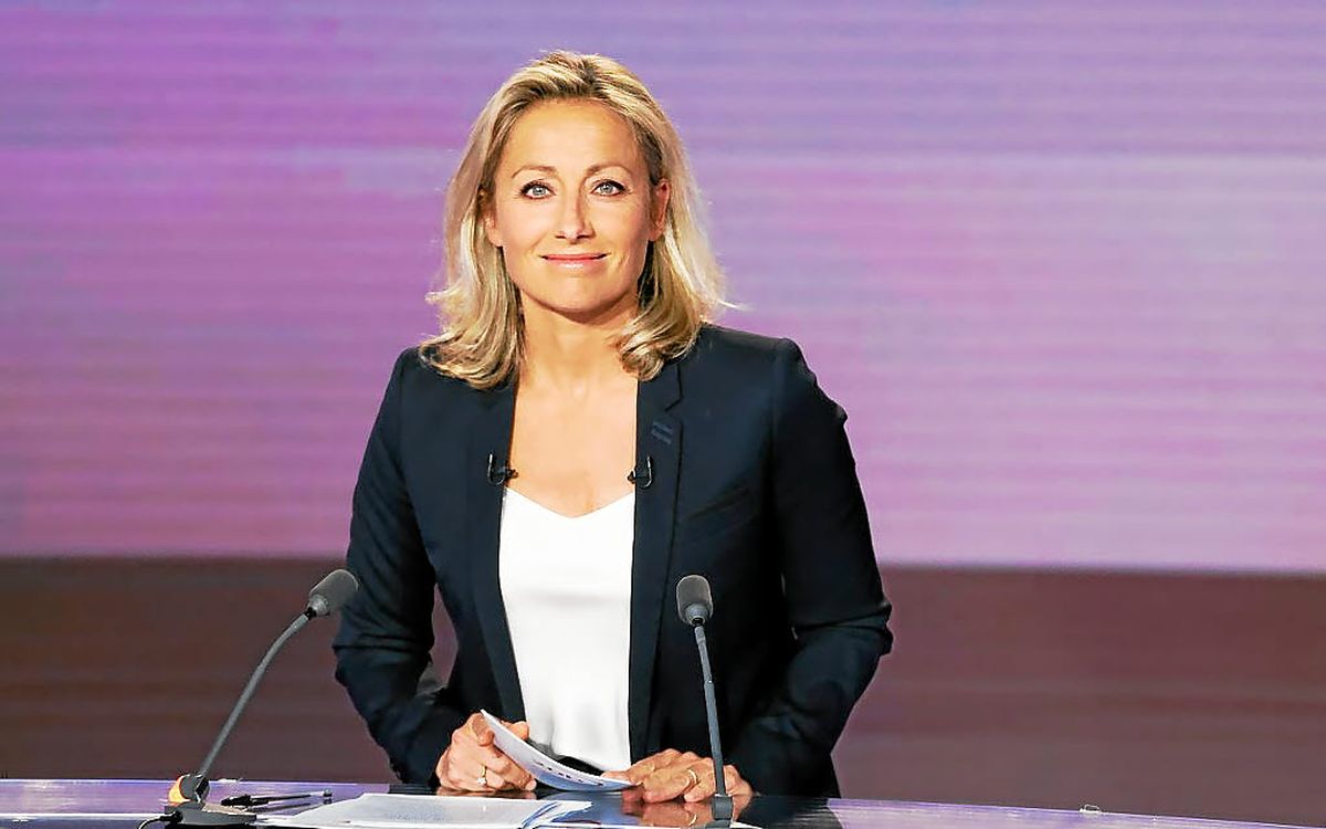 Anne-Sophie Lapix lors de ses nouvelles émissions sur RTL et M6