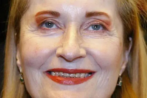 Elfriede Jelinek, prix Nobel de littérature, réagit à une fausse nouvelle sur sa mort