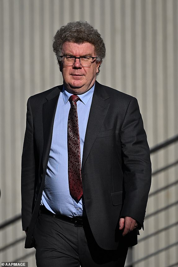 Dr Matthew Sorell témoignant