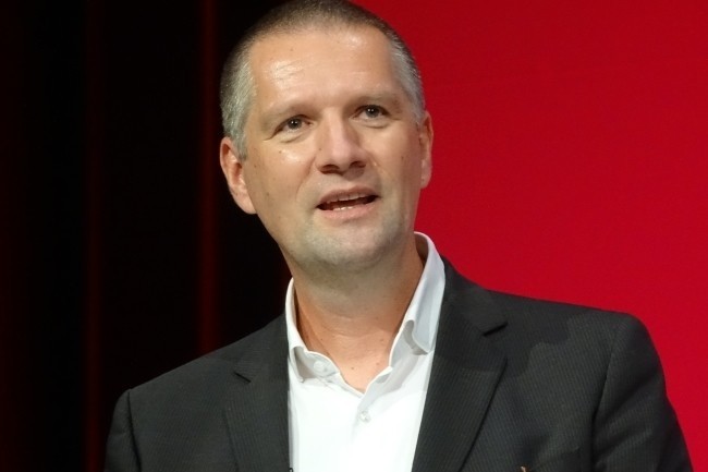 Guilluame Poupard, DGA de Docaposte et ancien directeur de l'Anssi co-préside avec Anne Bouverot, ancienne responsable du sommet sur l'IA à Paris, le CIAN (conseil sur l'IA et le numérique). (Crédit Photo: JC)