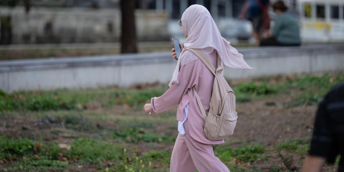 Jeune femme voilée agressée à Reims
