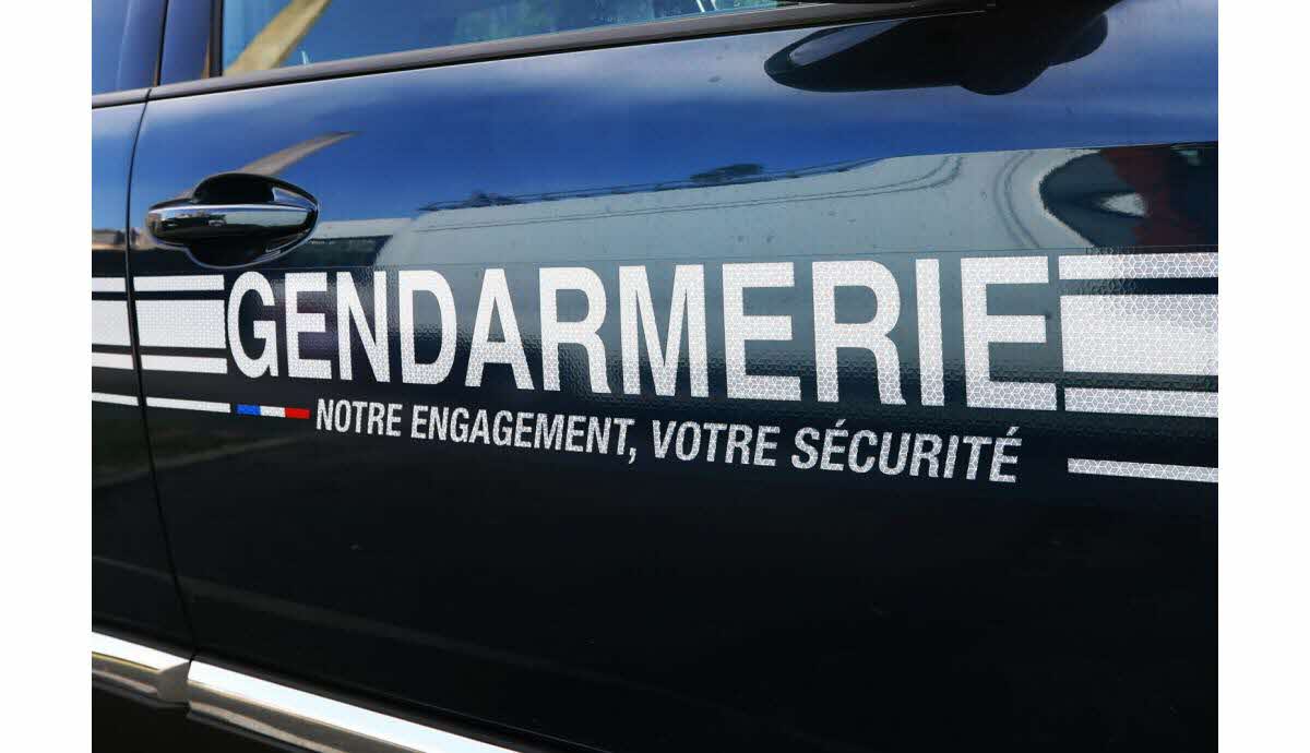 Tirs de mortier d'artifice sur la gendarmerie à Beaune